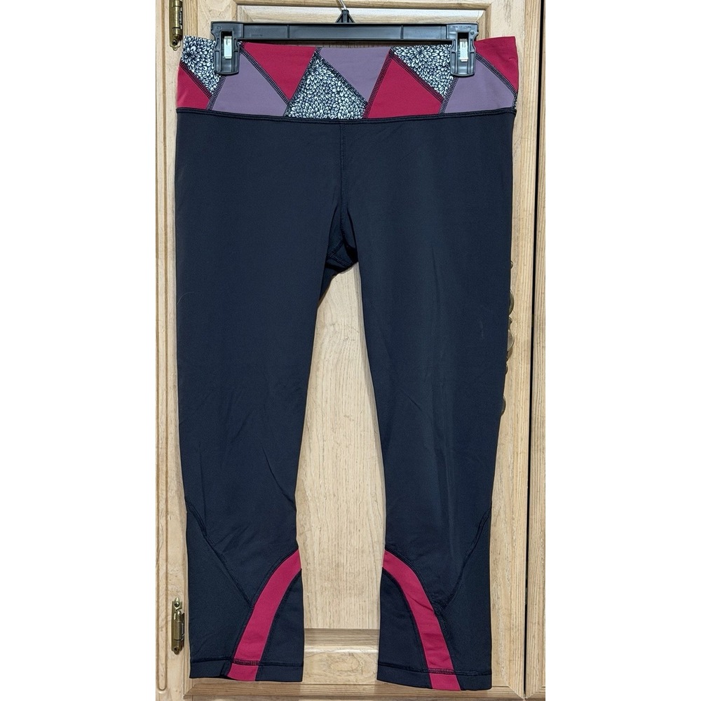 Lululemon Run Inspire Crop II Leggings Size 8 Black Patchwork Pattern Gym Yoga